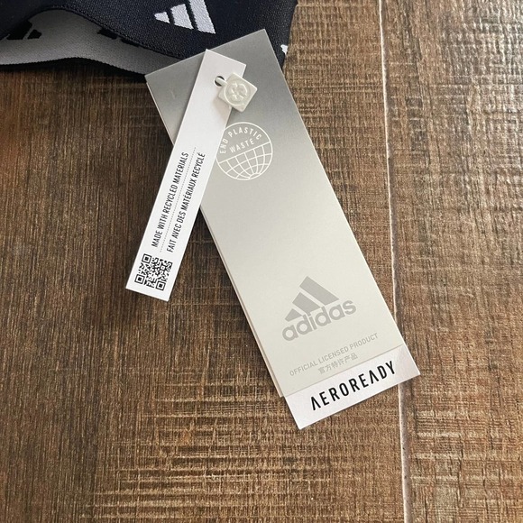 NWT Adidas Girls Sport Bra Size Girls 10/12 ( M ) - Picture 2 of 7